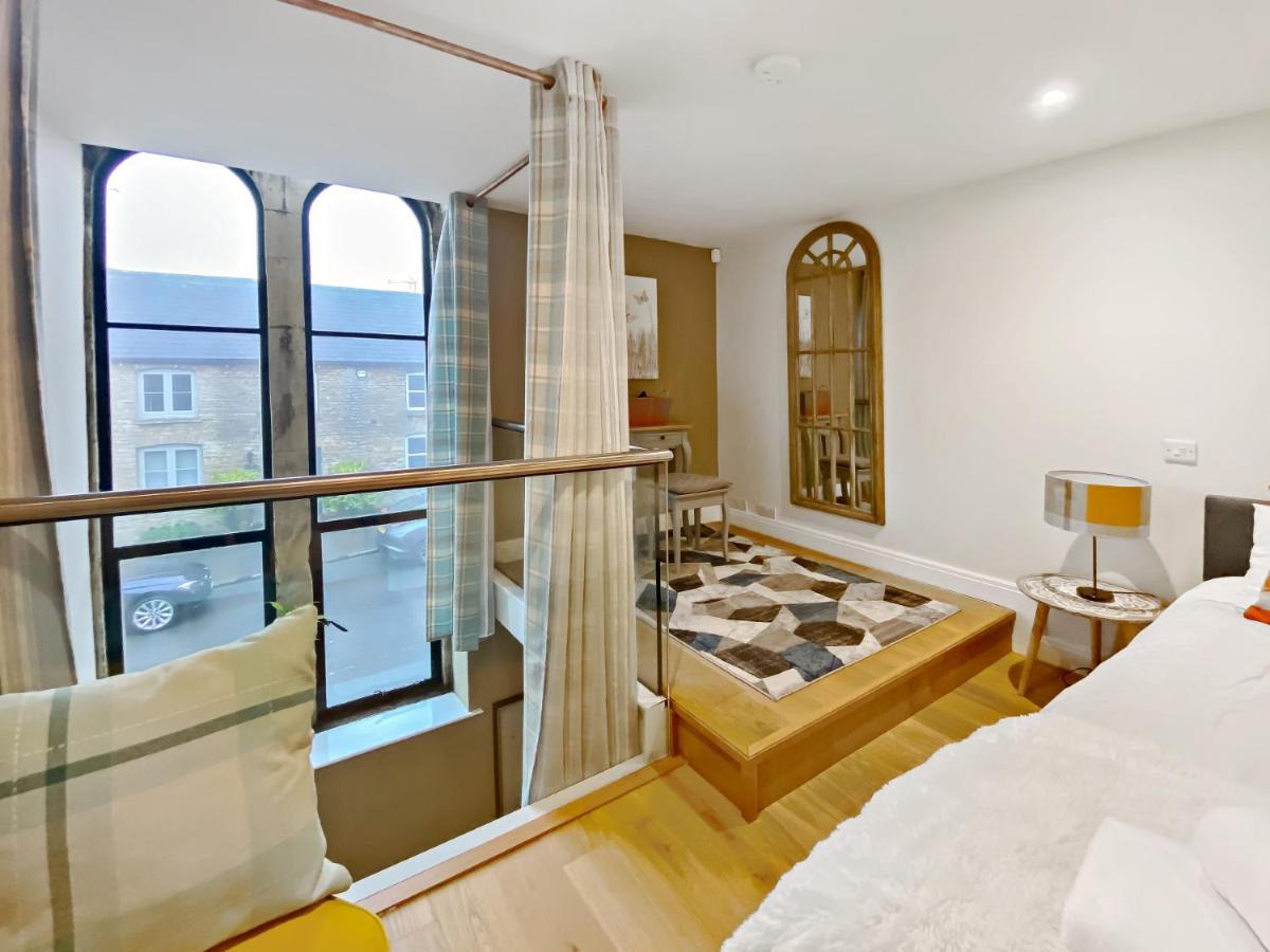 Church Suite, Stow-On-The-Wold, Sleeps 4, Town Location Exterior foto