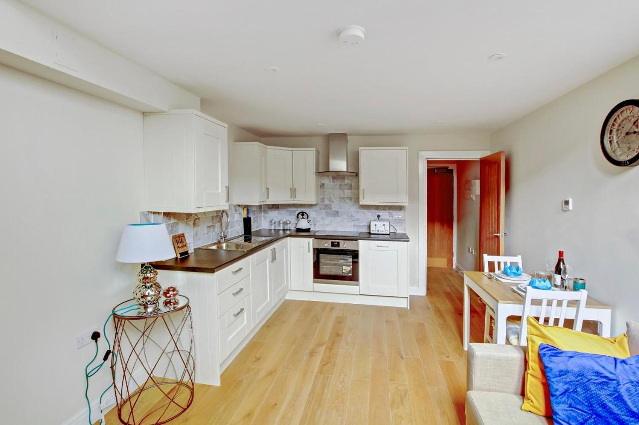 Church Suite, Stow-On-The-Wold, Sleeps 4, Town Location Exterior foto